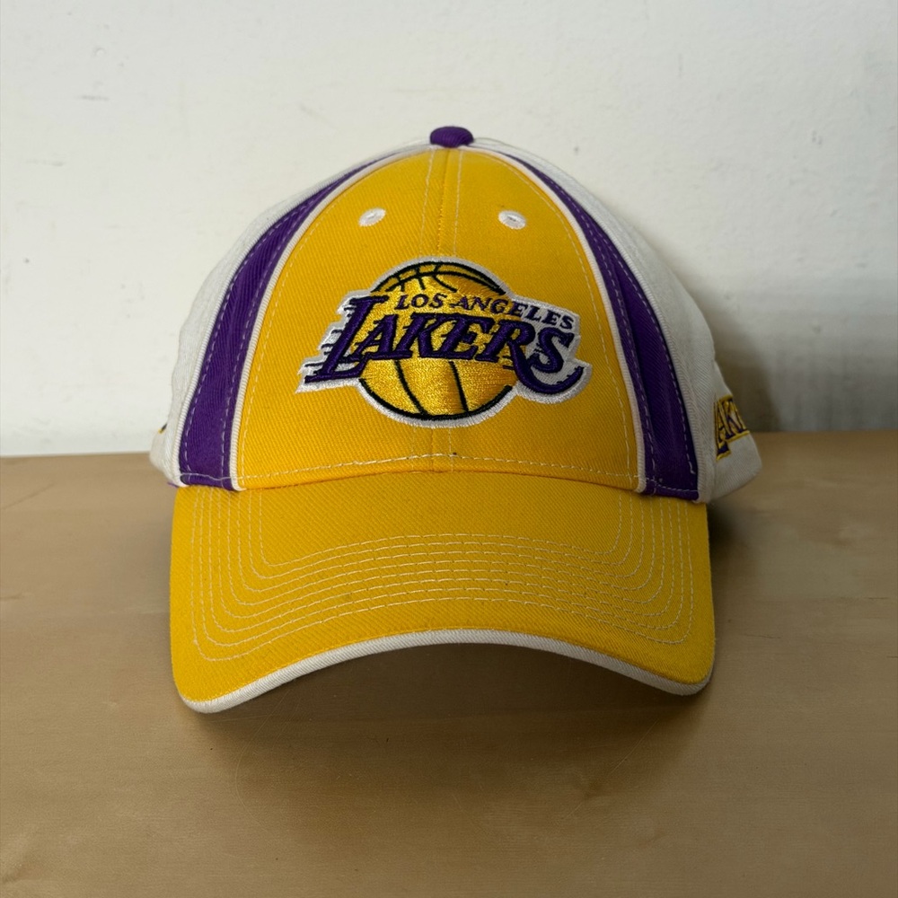 Los Angeles Lakers Shaquille O'Neal SHAQ #34 NBA Yellow White Vintage Cap Hat